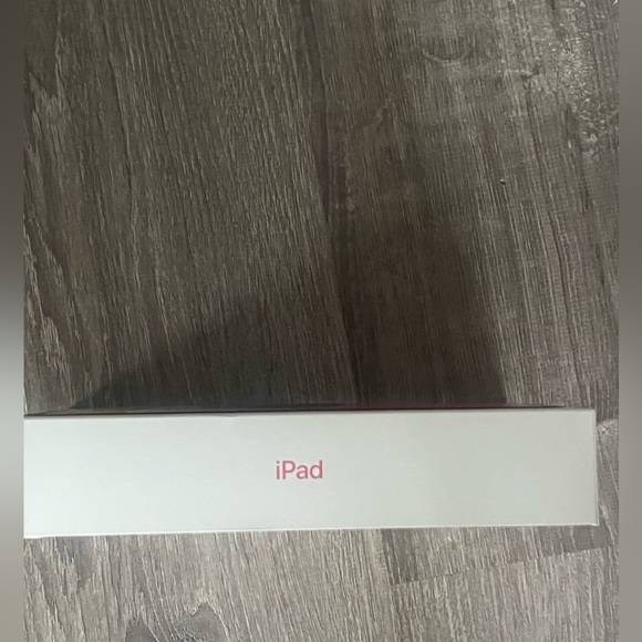 iPad 10th Generation 256 GB Brand New Sealed!!